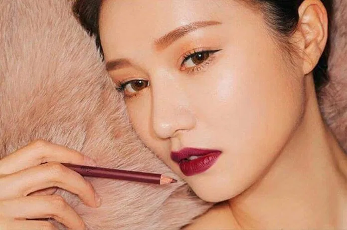Chì kẻ viền