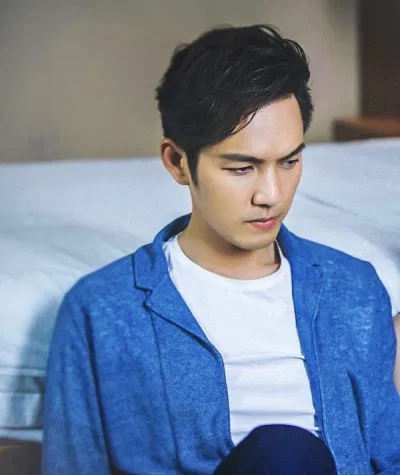 Người xem không khỏi bất ngờ bởi sự trẻ chung của "lão nam" 42 tuổi Chung Hán Lương (Ảnh: internet)