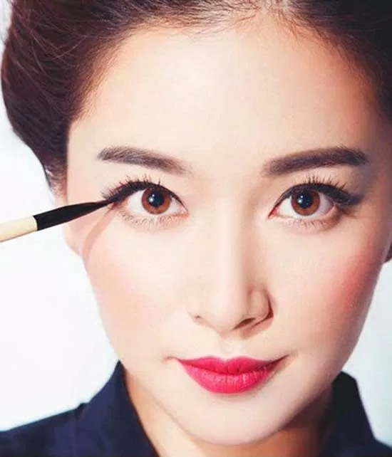 Eye liner