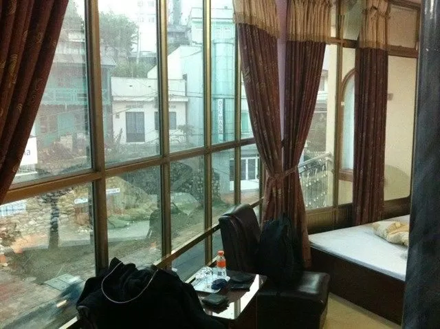 Khách sạn Khánh Hồng