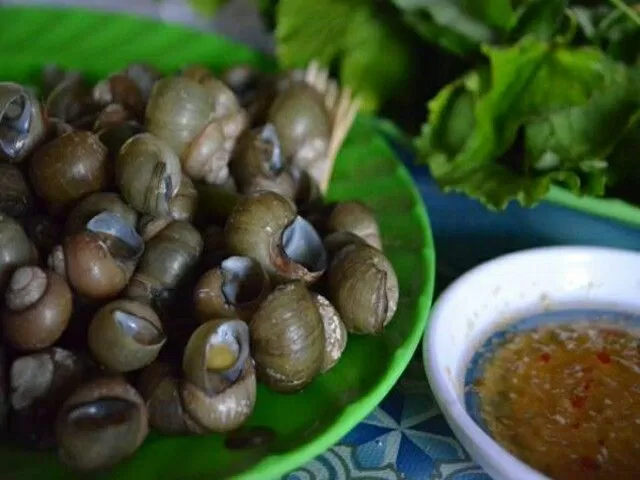Ốc gạo hấp dừa
