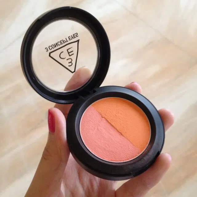 Phấn má màu cam