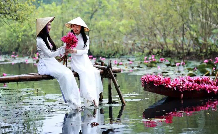 Thiếu nữ