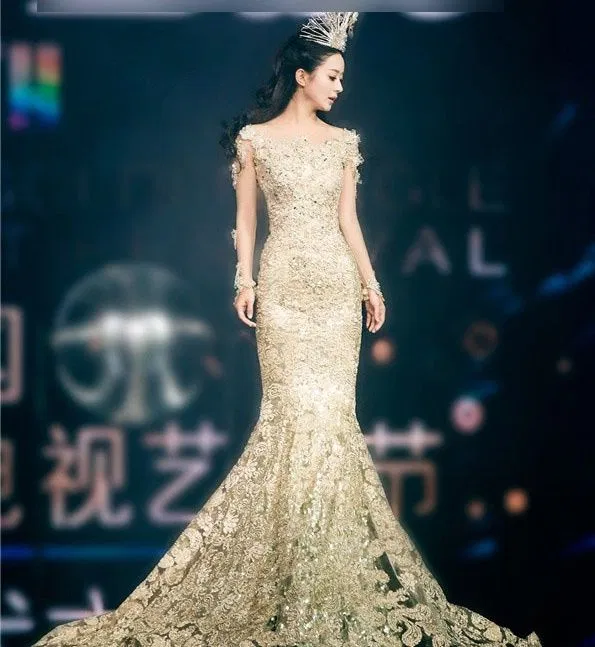 Triệu Lệ Dĩnh Nguồn Internet)