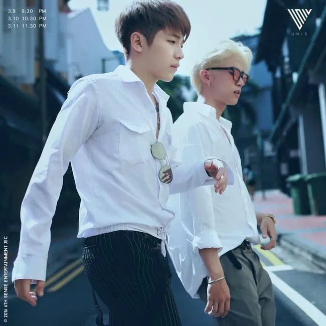 Hình ảnh ddaaauf tiên được chia sẻ trên mạng xã hội của Uni5 (Nguồn: internet)