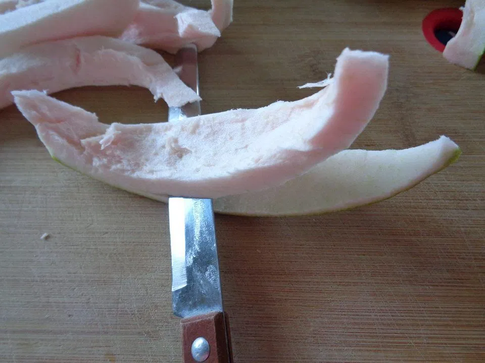 Vỏ Bưởi Nguồn Internet)