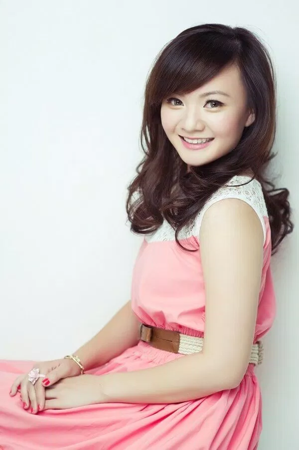 Xuân Mai xinh đẹp và chững chạc khi đã lớn
