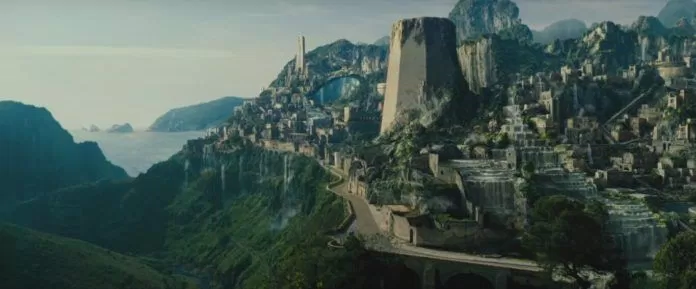 Sự hoà hợp giữa rừng rậm và kiến trúc cổ xưa của bộ tộc Amazon. (Nguồn: Warner Bros. Pictures)