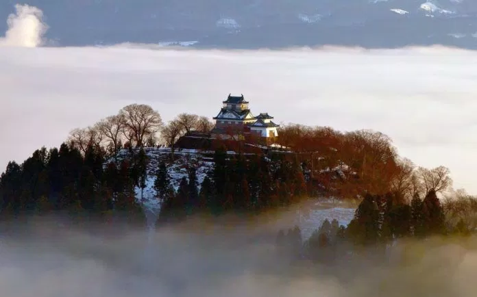 Lâu đài