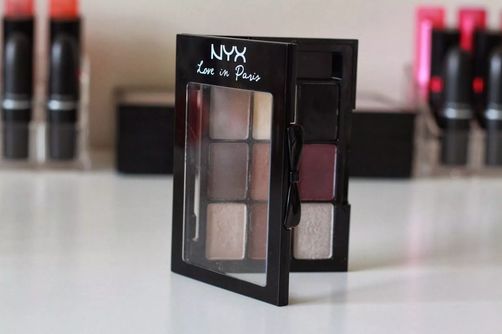 NYX Love in Paris Eyeshadow Palette Je Ne Sais Quoi