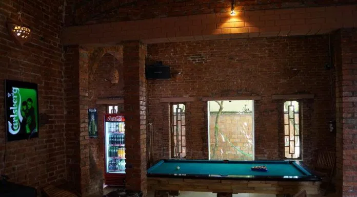 Bar