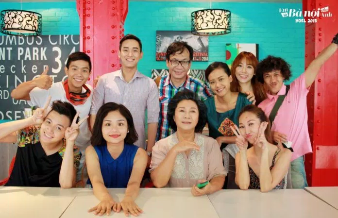 Em là bà nội của anh