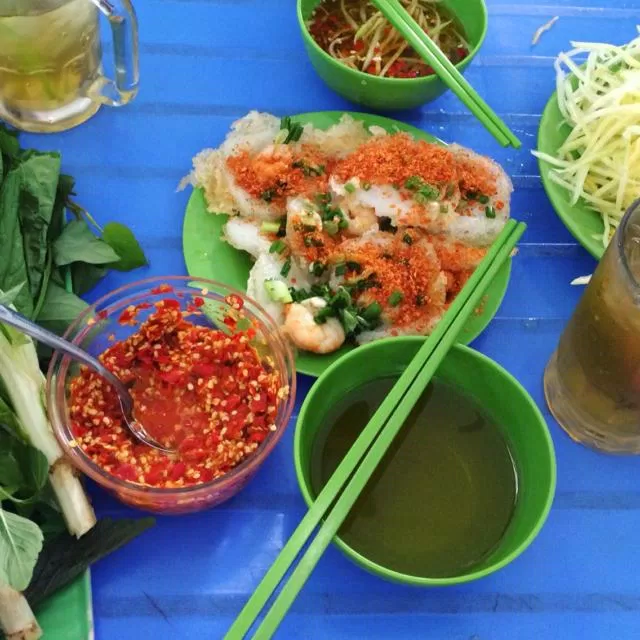 Bánh khọt miền Đông