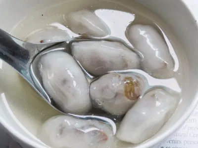 Chè bột lọc heo quay