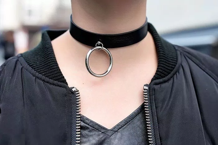 choker vòng