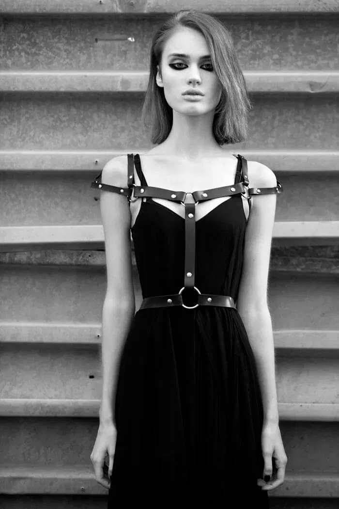 harness và đầm