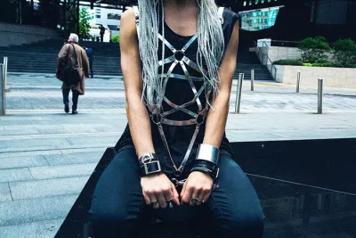 harness và tanktop