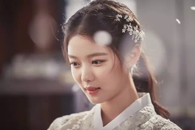 Kim Yoo Jung