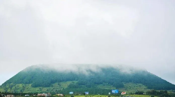Núi