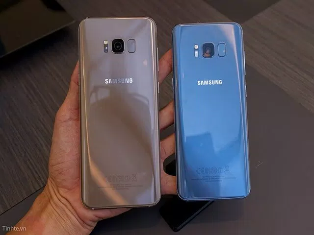 Galaxy S8 và Galaxy S8+