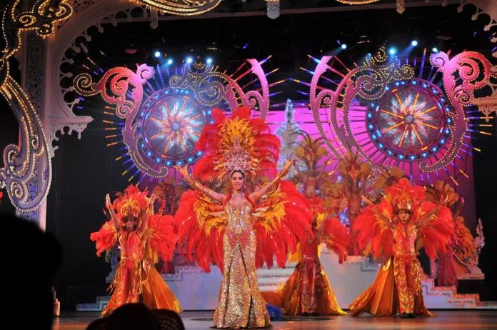 show chuyển giới