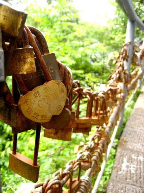 Cầu chìa khóa