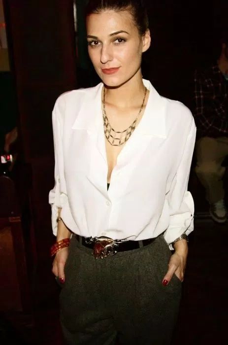 áo cổ chữ v
