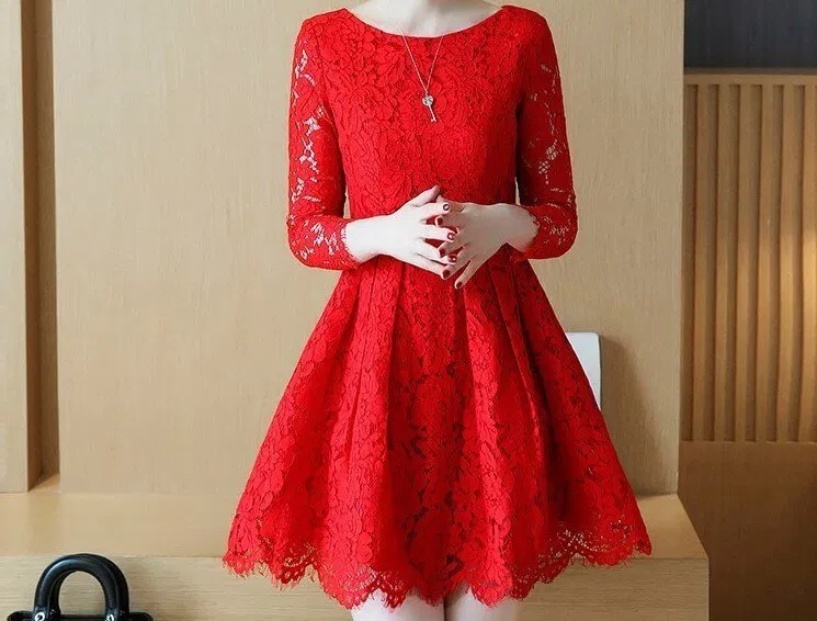 Đầm ren xòe Đầm ren xòe