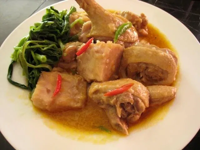 Gà nấu chao