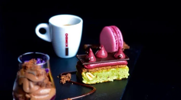 hạt dẻ cười bọc chocolate phiên bản khác