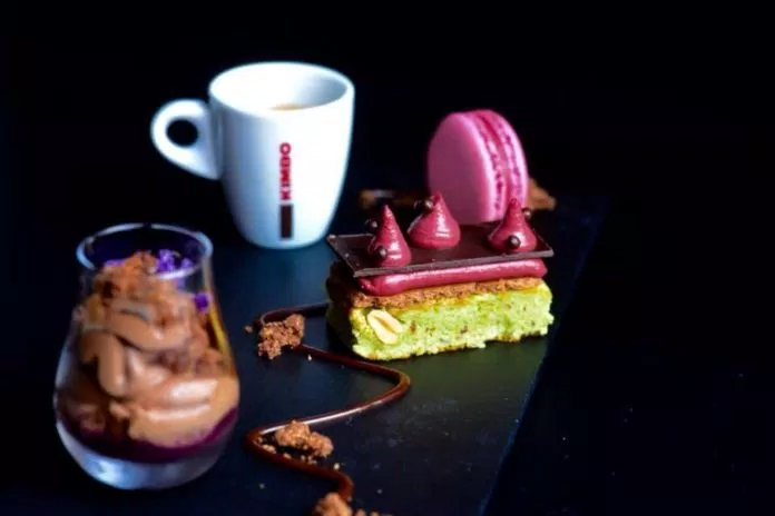 hạt dẻ cười bọc chocolate phiên bản khác