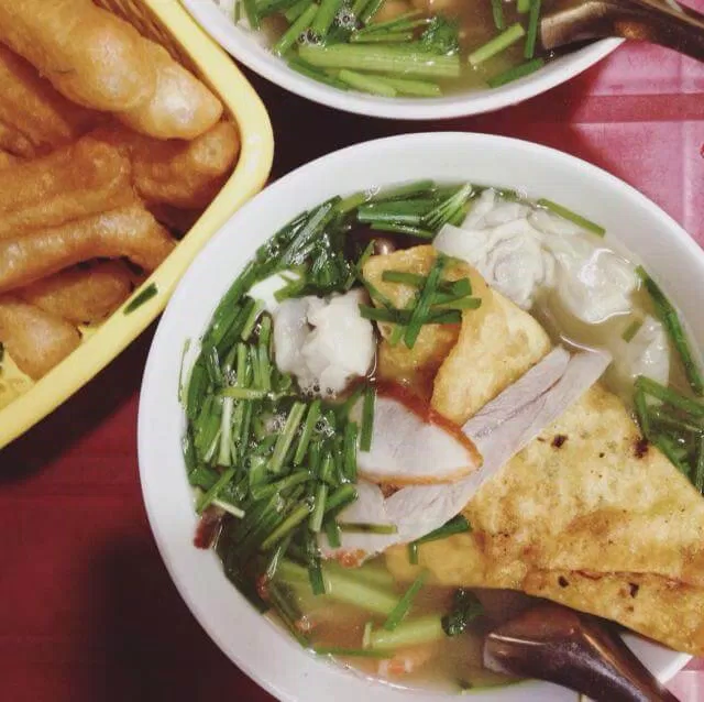 Mỳ vằn thắn tại quán mỳ Thành Trung
