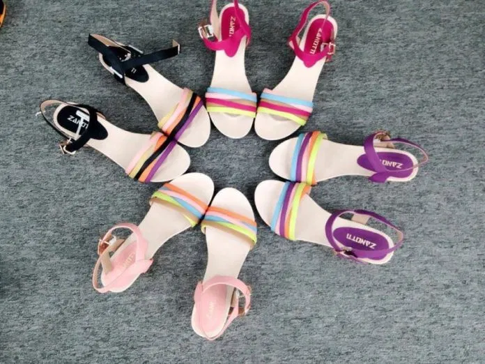 Giày sandal đa sắc Giày sandal đa sắc
