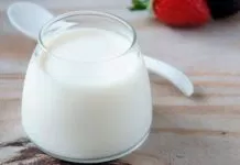 Cách làm sữa chua uống tại nhà