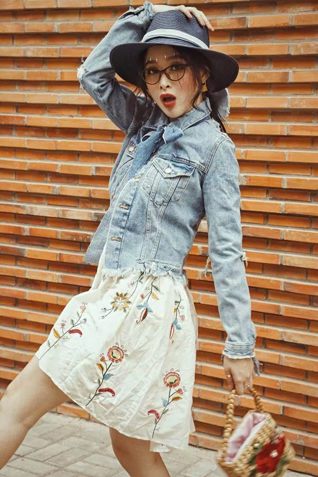 Áo khoác denim