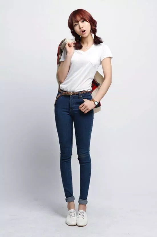 Áo thun quần jean