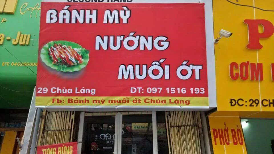 Bánh mì nướng muối ớt Chùa Láng