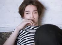 6 thần tượng Kpop mang đến sức hút “có một không hai” nhờ đôi mắt không đều nhau - Kiến thức mới 2024 14 nam taehyun 1