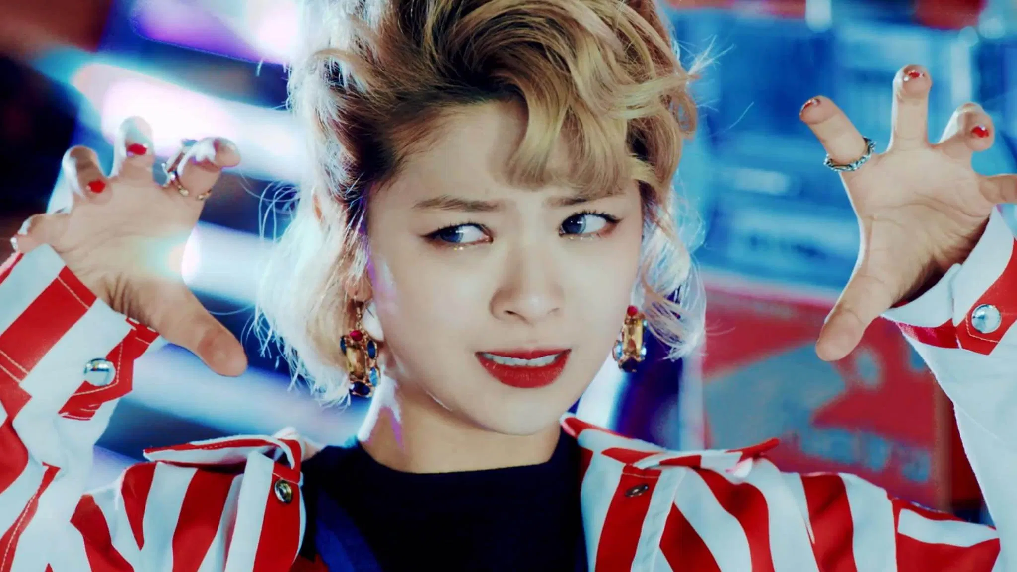 jeongyeon-co-nang-ngoai-giao-cua-twice