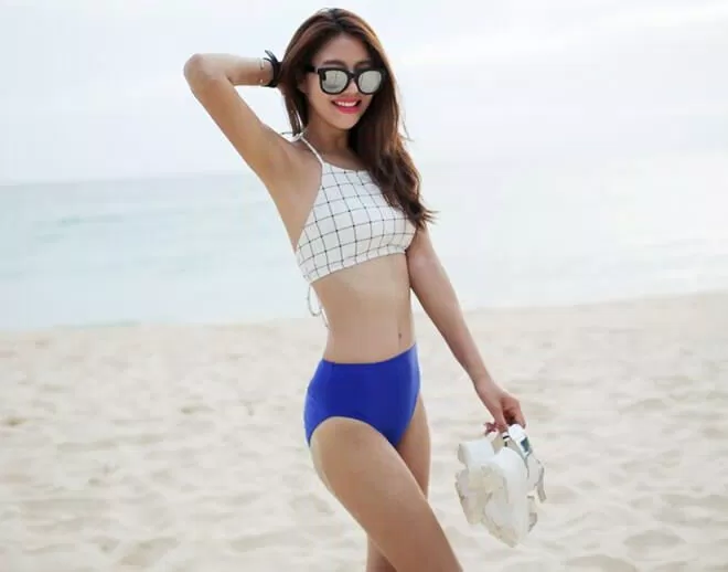 Bikini áo yếm