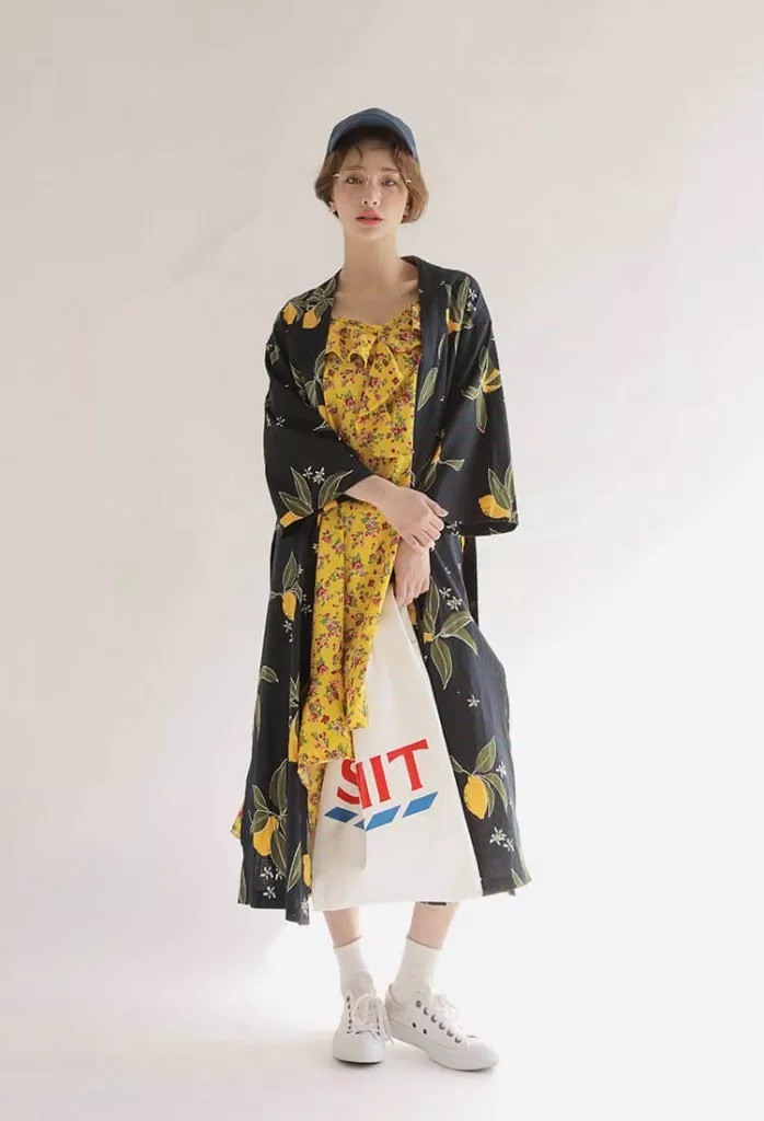 cardigan và váy họa tiết