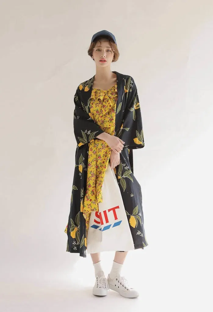 cardigan và váy họa tiết
