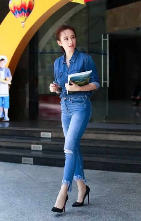 Jean dài ống tua rua