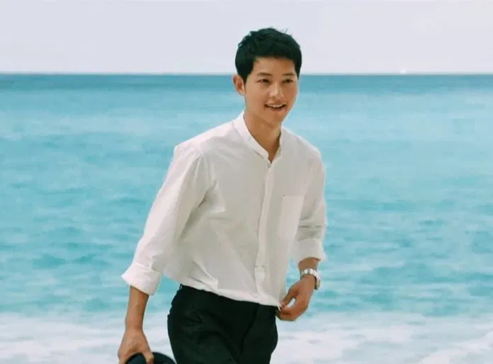 Áo sơ mi trắng: Nam thần Kbiz nào diện khiến bạn rụng tim nhất? EXO GOT7 Ji Chang Wook Lee Jong Suk Lee Min Ho nam thần Kbiz sao Hàn sơ mi trắng thời trang xu hướng thời trang