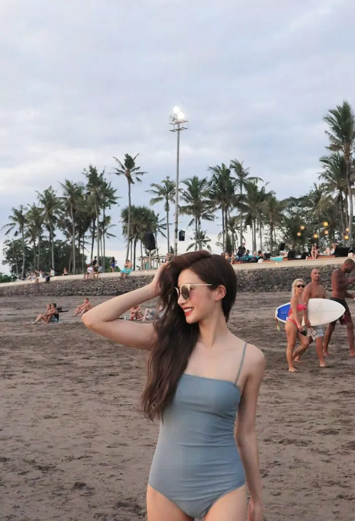 Swimsuit4