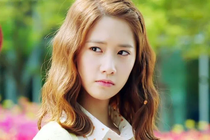 6 kiểu tóc ngắn đẹp đang hot nhất hiện nay kiểu tóc ngắn kiểu tóc ngắn đẹp Kim Tae Hee mái thưa sao Hàn Song Hye Kyo Taeyeon tóc ngắn Tóc ngắn mái thưa tóc ngắn ngang vai tóc ngang vai