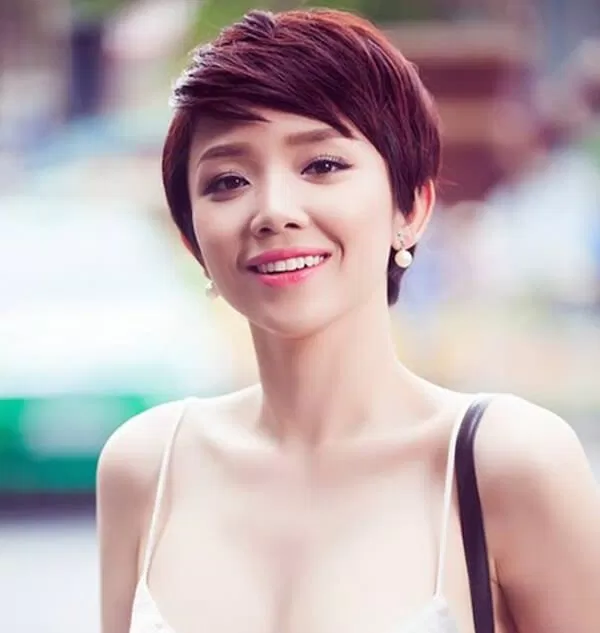Tóc tém được Tóc Tiên lựa chọn tạo sự trẻ trung cá tính