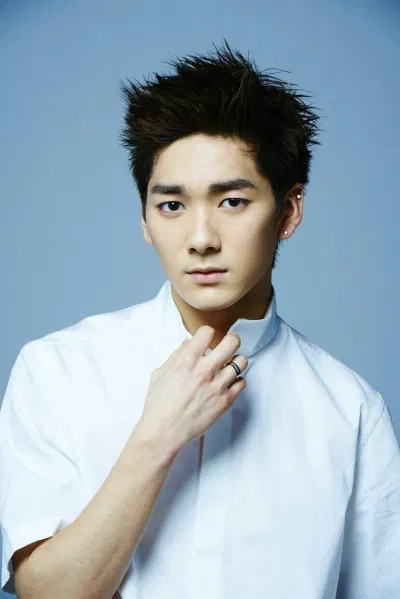 Aron1