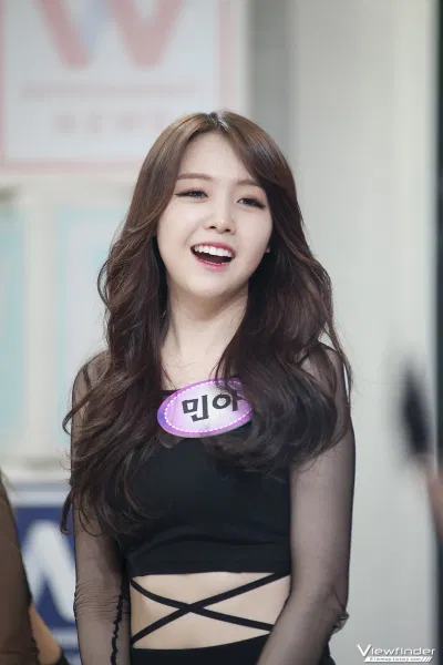 Girls Day - Nhóm nhạc KPOP Deam Tea Entertainment Girls Day Hyeri KPOP Minah Sojin Yura