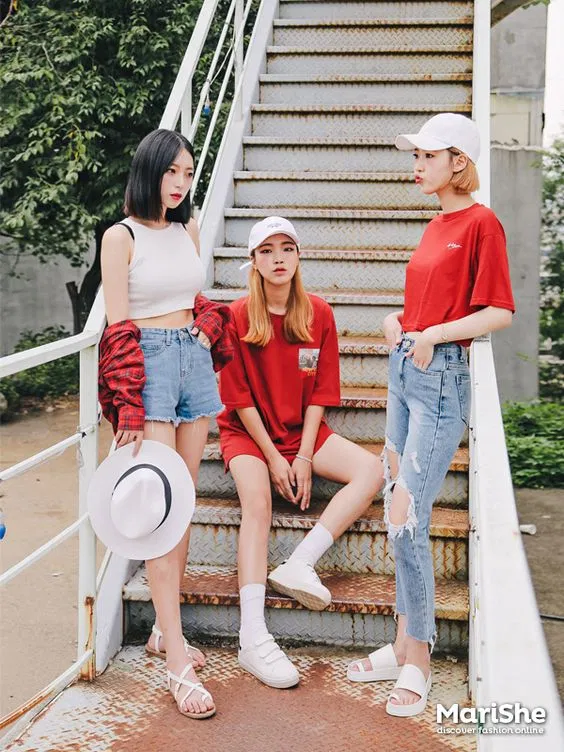 kết hợp về màu sắc